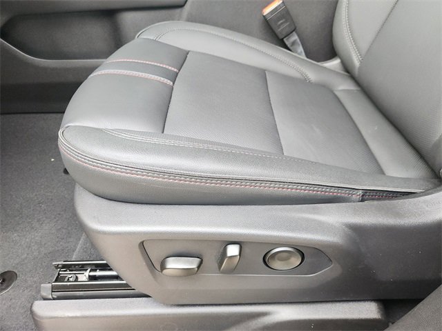 Used 2026 Chevrolet Suburban RST w/ Comfort Package RWD image 26