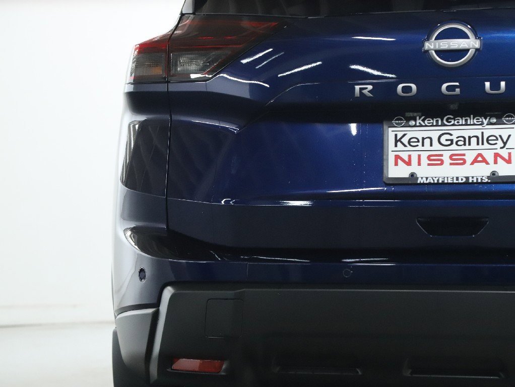 Used 2026 Nissan Rogue SV image 43