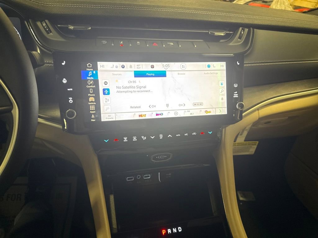 New 2026 Jeep Grand Cherokee Limited image 18