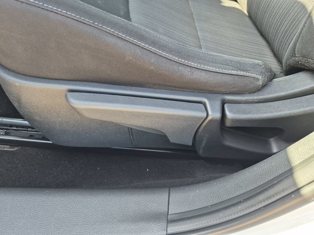 Used 2024 Nissan Sentra SV FWD image 12