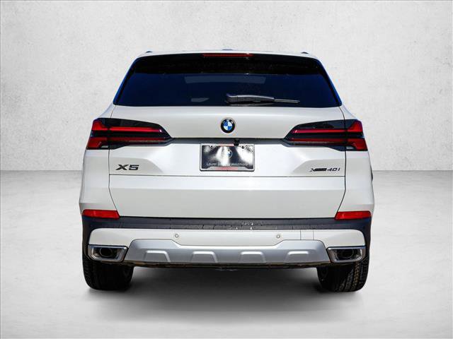 Used 2026 BMW X5 xDrive40i w/ Climate Comfort Package image 6