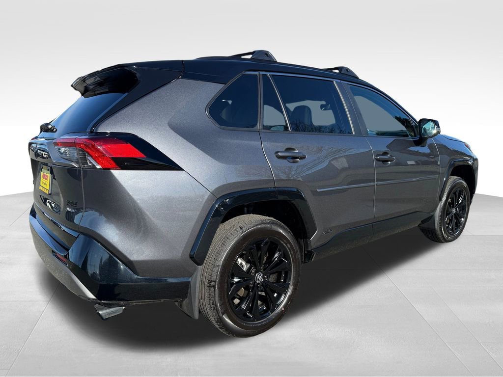Used 2025 Toyota RAV4 XSE w/ Advanced Technology Package image 9