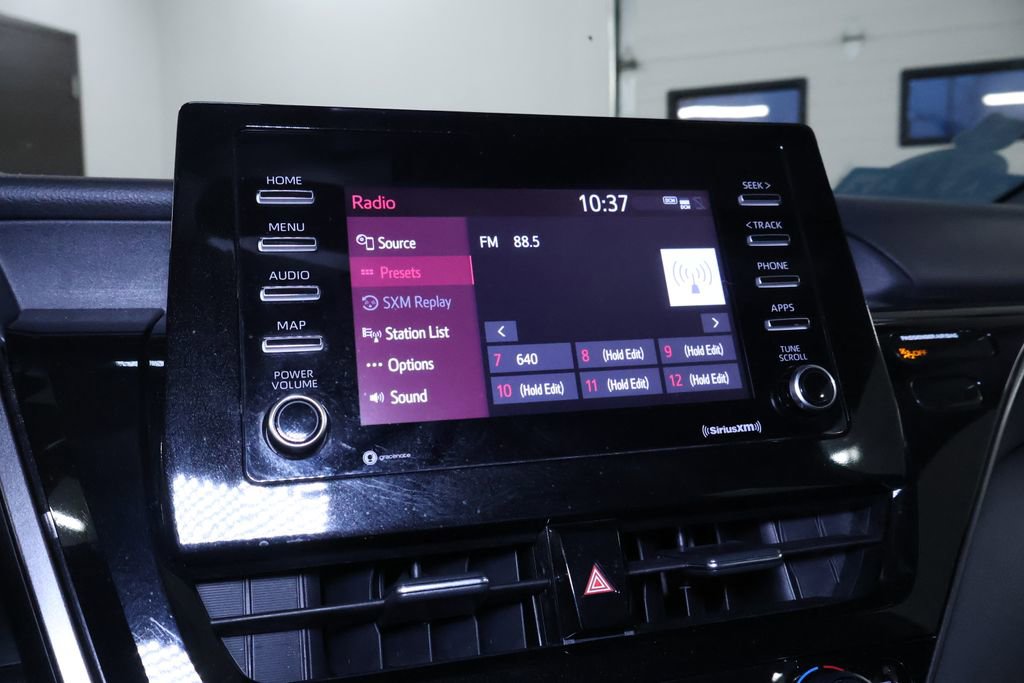 Used 2023 Toyota Camry SE image 24