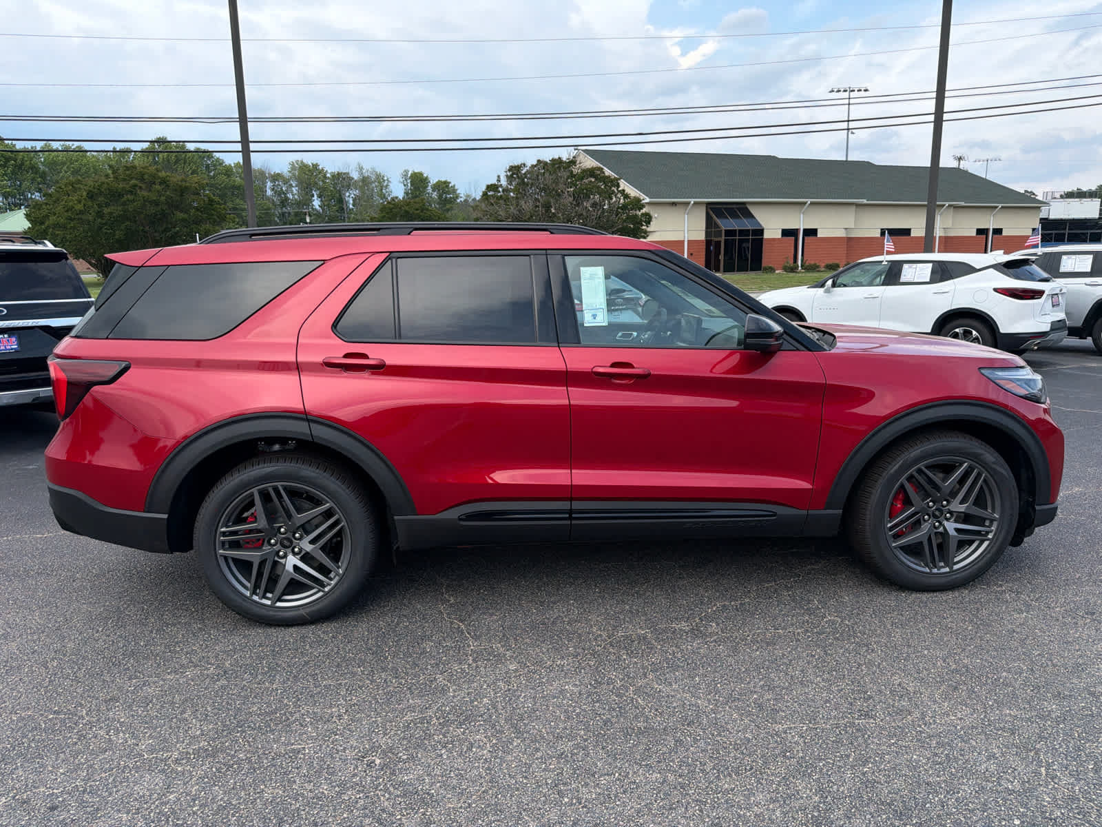 New 2026 Ford Explorer ST w/ Sun And Sound Package AWD/4WD image 2