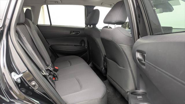 Used 2026 Toyota Corolla Cross LE FWD image 22