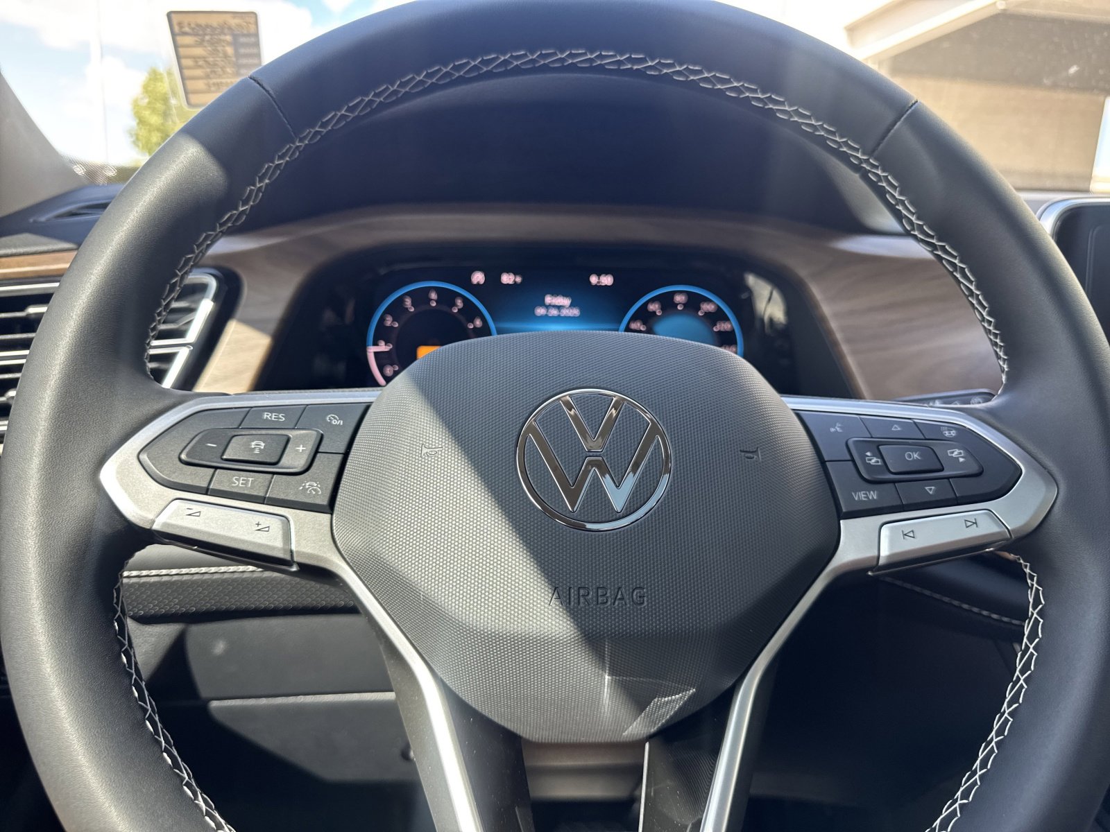 New 2026 Volkswagen Atlas SE image 29