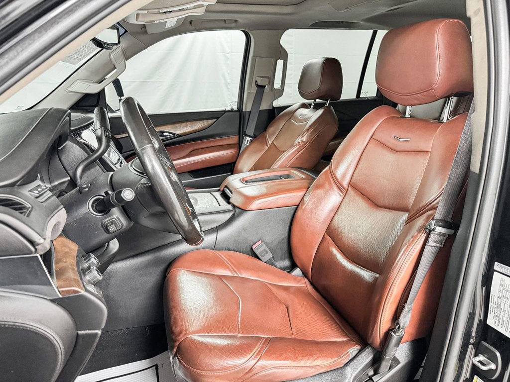 Used 2016 Cadillac Escalade ESV Premium AWD/4WD image 9