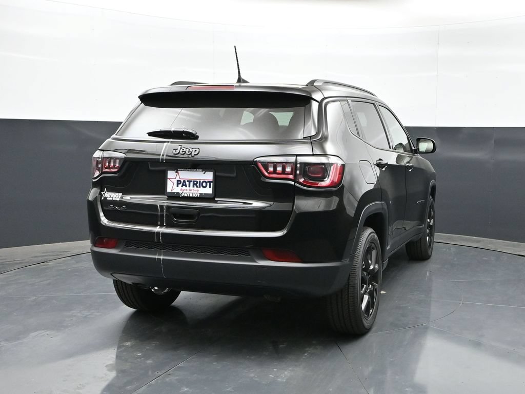 New 2026 Jeep Compass Latitude AWD/4WD image 25