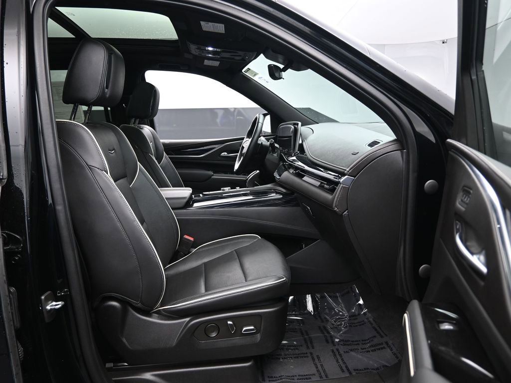 Used 2022 Cadillac Escalade Sport w/ Touring Package image 30