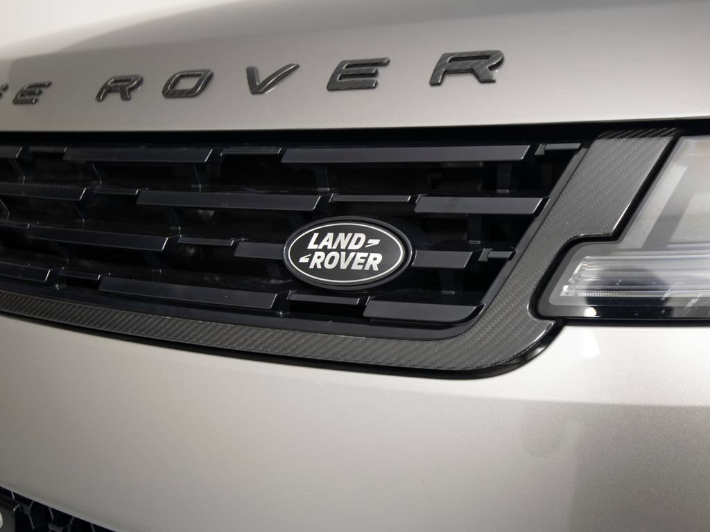 Used 2024 Land Rover Range Rover Sport AWD/4WD image 35