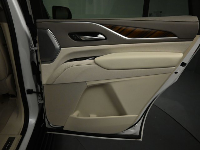 Used 2023 Cadillac Escalade Sport Platinum w/ LPO, ONYX Package image 29