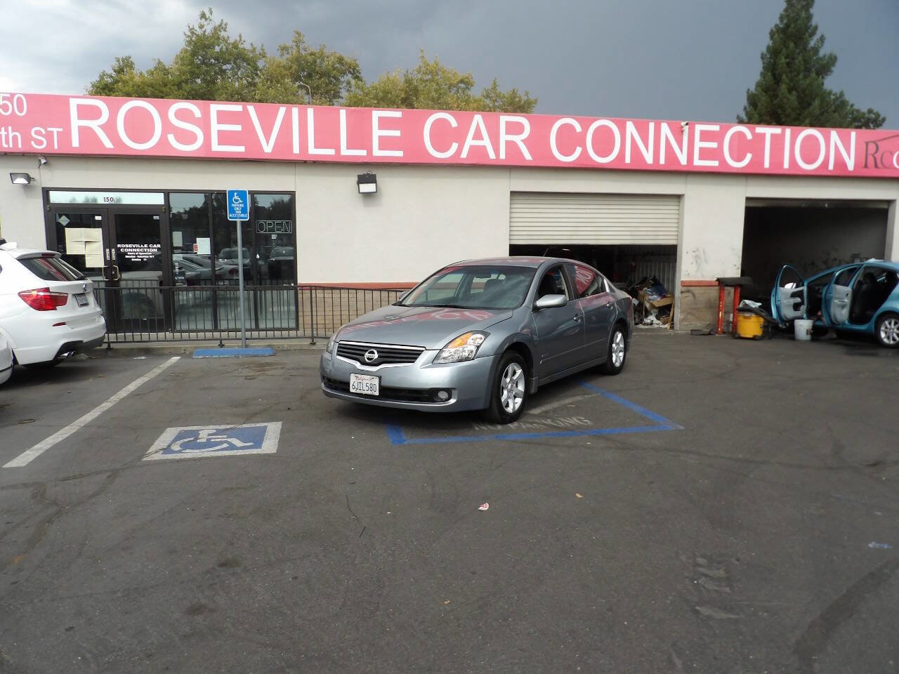 Used 2009 Nissan Altima Hybrid Sedan