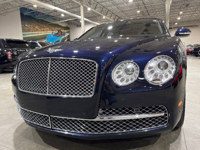 Used 2015 Bentley Flying Spur W12 image 32