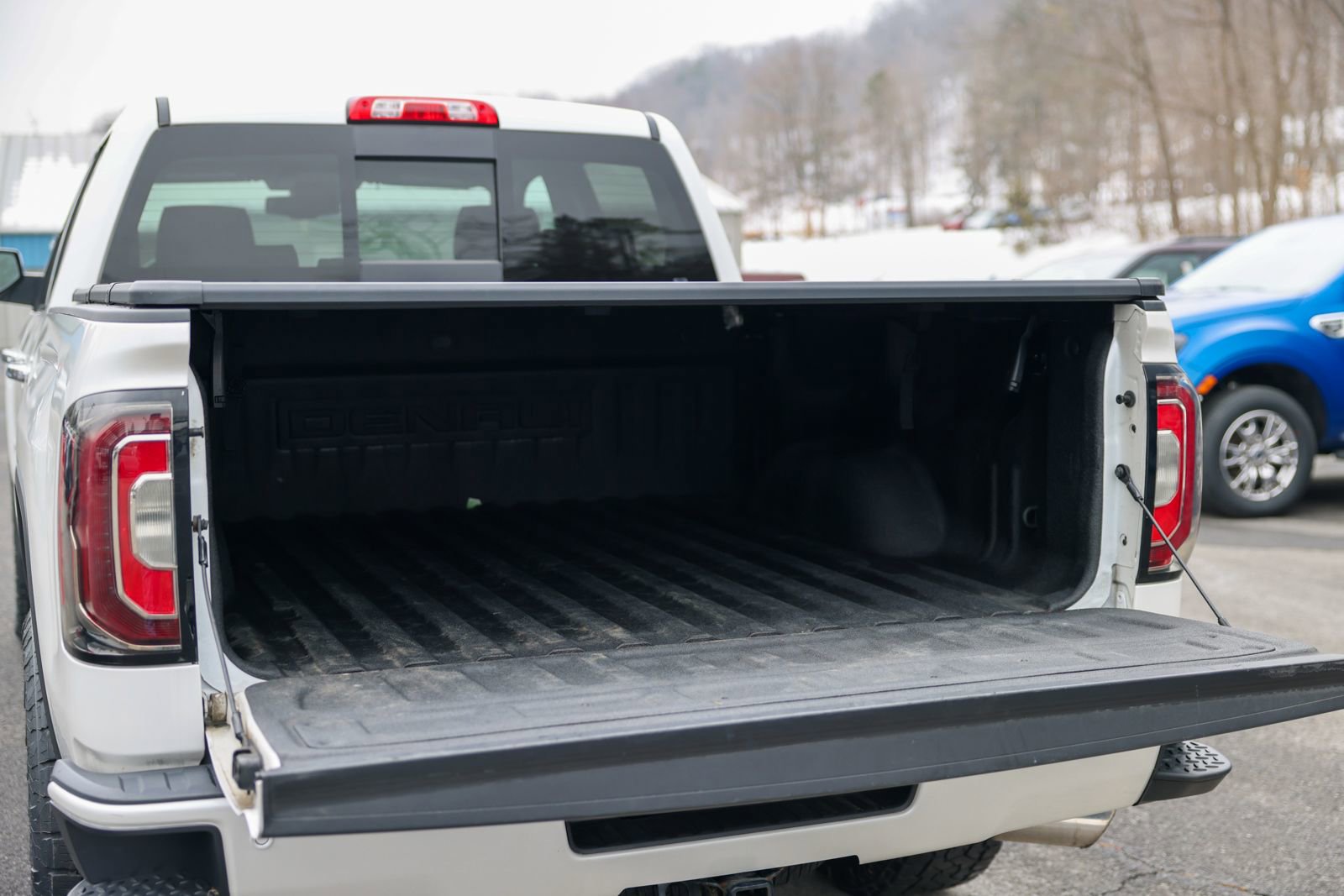 Used 2018 GMC Sierra 1500 Denali w/ Denali Ultimate Package image 16