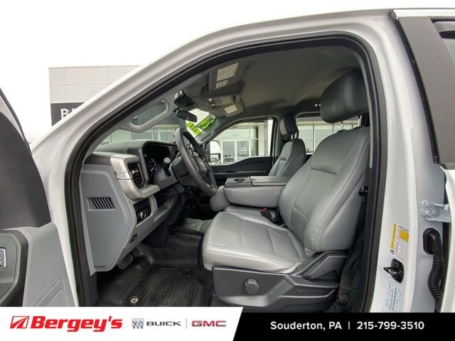 Used 2024 Ford F250 XL w/ Snow Plow Prep Package image 21