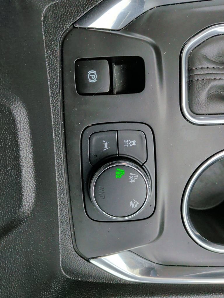 Used 2020 Chevrolet Traverse LT w/ LT Premium Package image 19