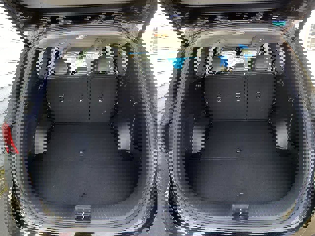 Used 2023 Hyundai Santa Fe Limited w/ Cargo Package AWD/4WD image 24