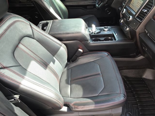 Used 2019 Ford Expedition Limited w/ Equipment Group 303A AWD/4WD image 43