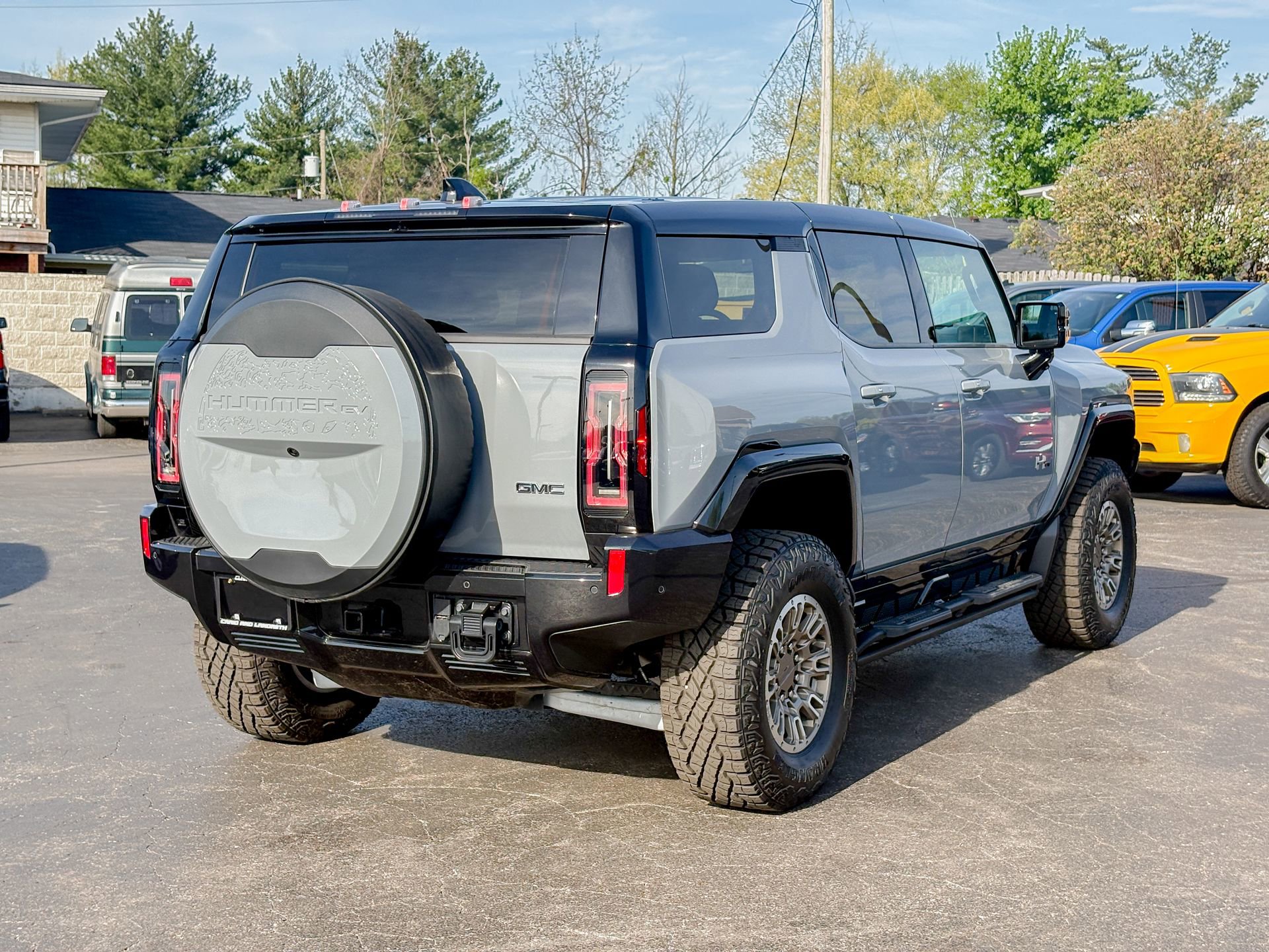 Used 2024 GMC Hummer EV 2X w/ Extreme Off-Road Package AWD/4WD image 14