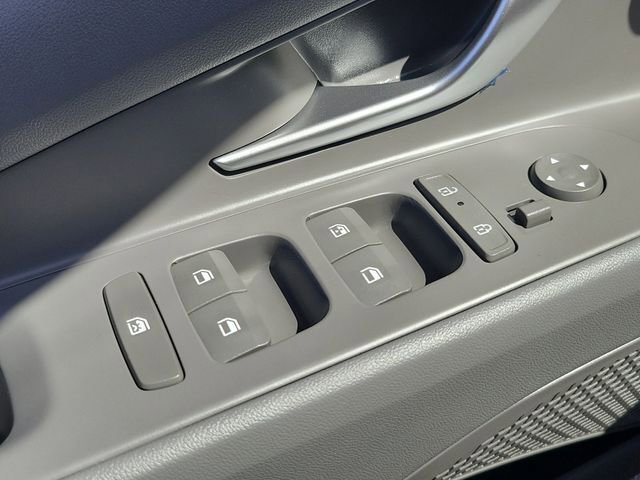 New 2026 Hyundai Elantra Sport FWD image 18