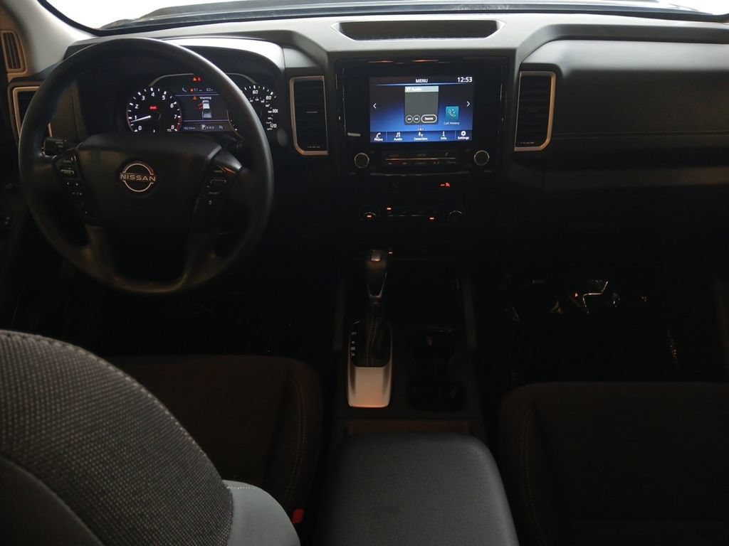 Used 2024 Nissan Frontier SV w/ Technology Package RWD image 10