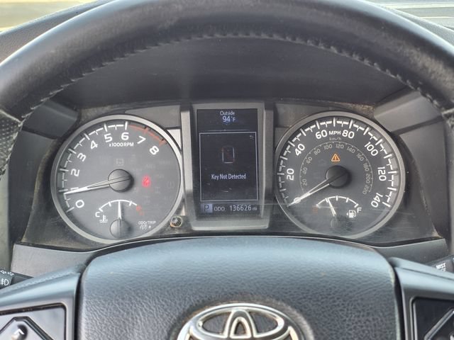 Used 2019 Toyota Tacoma TRD Sport AWD/4WD image 11