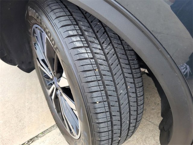 Used 2022 Ford Escape SE w/ SE Sport Appearance Package image 27