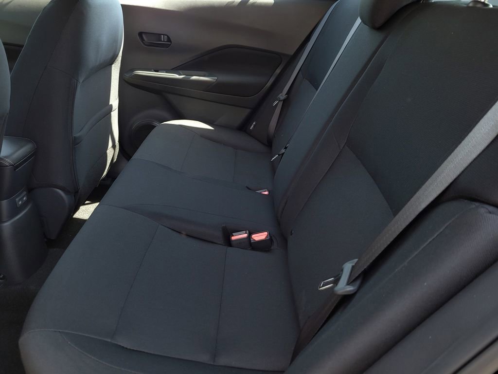 New 2025 Nissan Kicks Play S FWD image 5