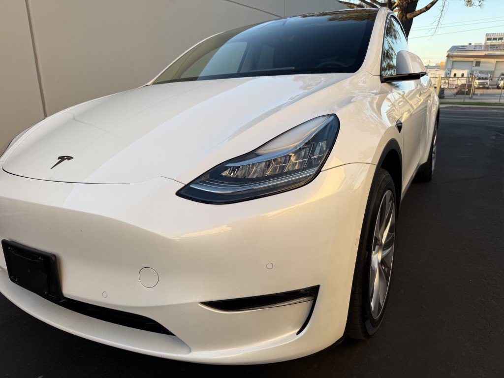 Used 2022 Tesla Model Y Long Range AWD/4WD image 5