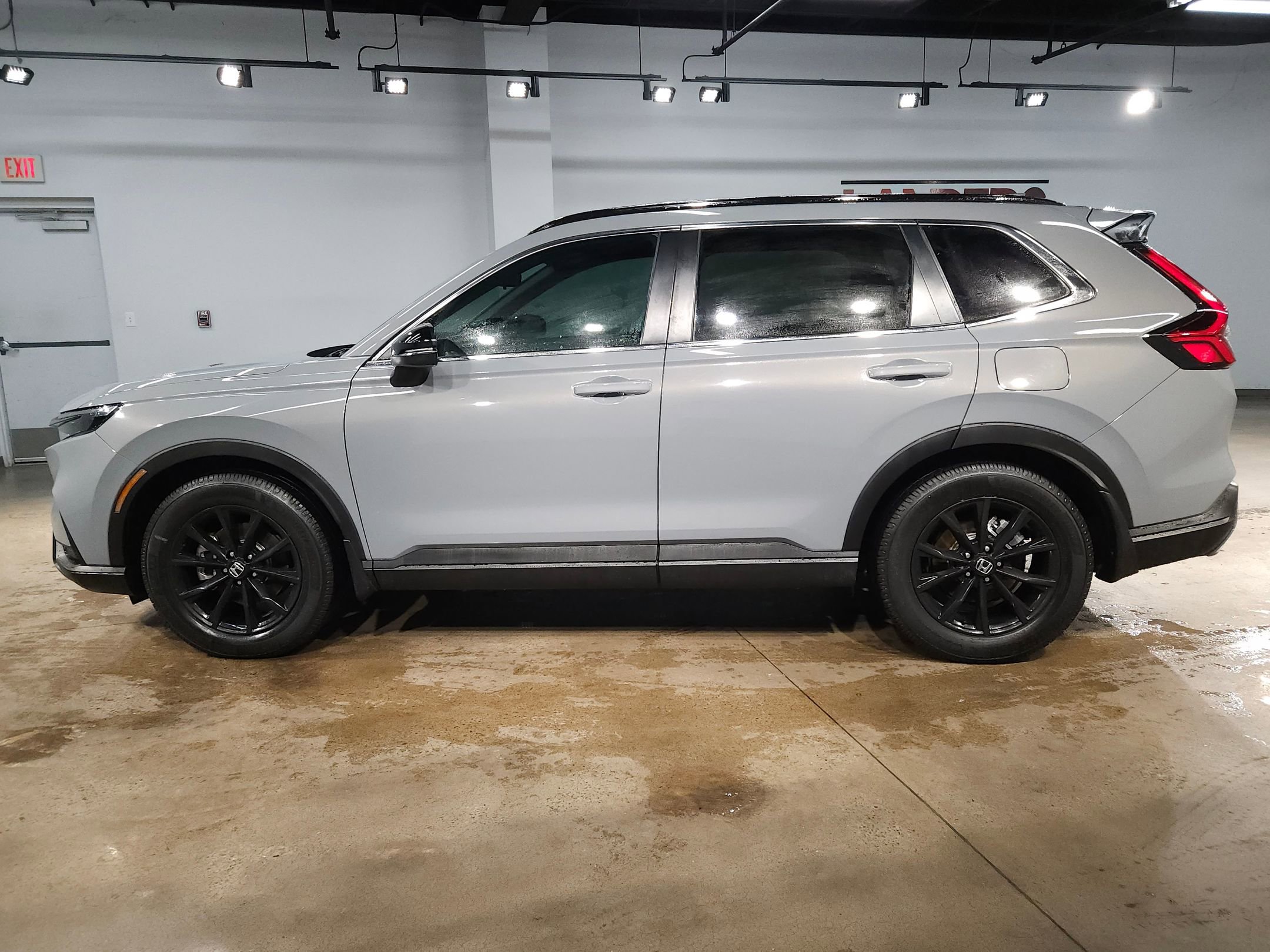 Used 2023 Honda CR-V Sport image 4