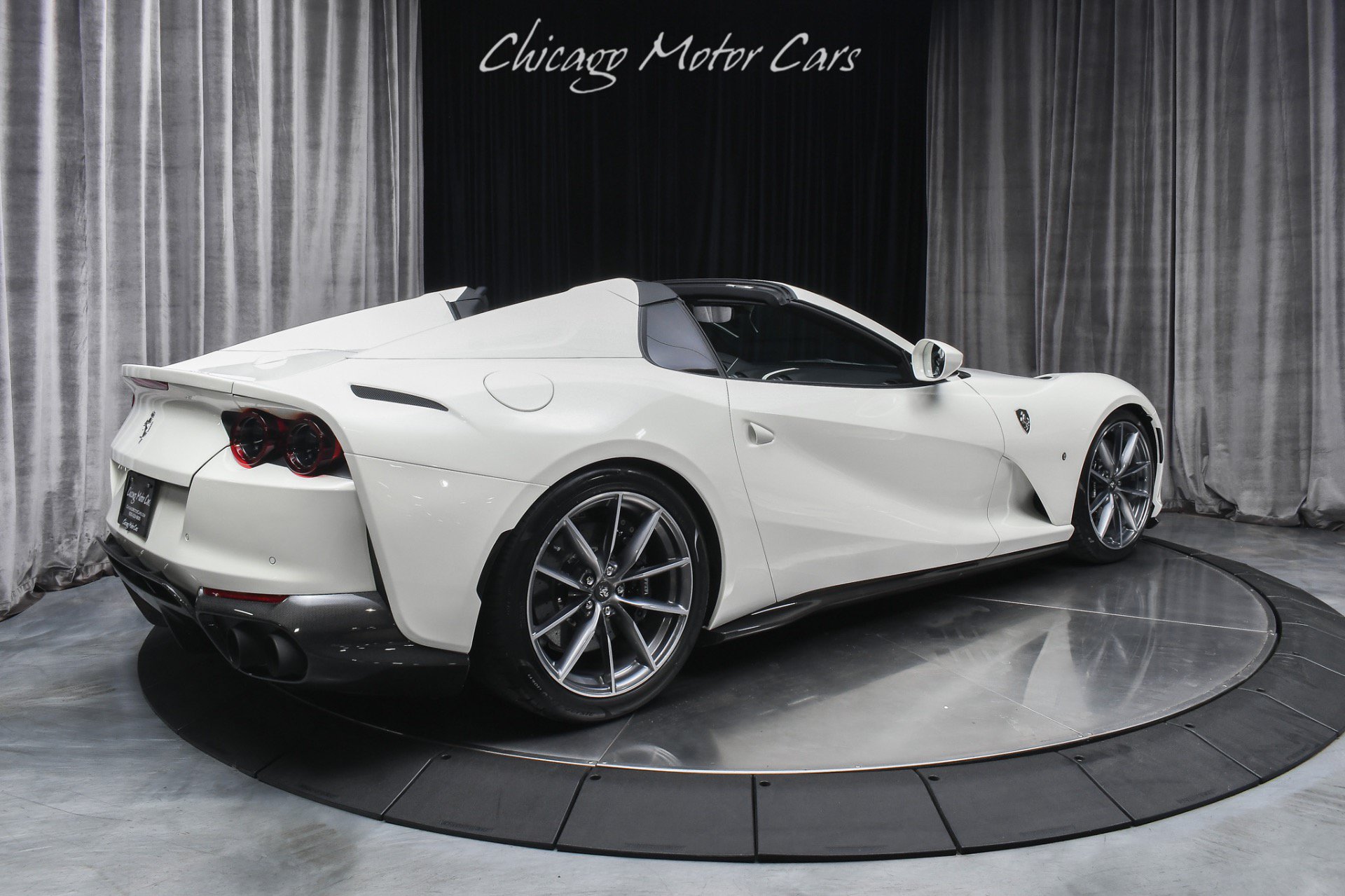Used 2022 Ferrari 812 GTS RWD image 5