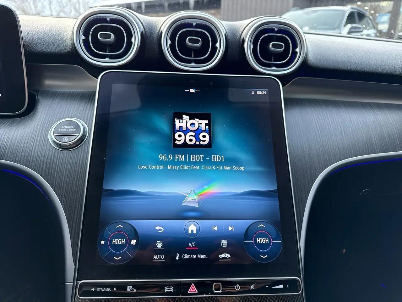 Used 2023 Mercedes-Benz C 300 4MATIC Sedan image 39