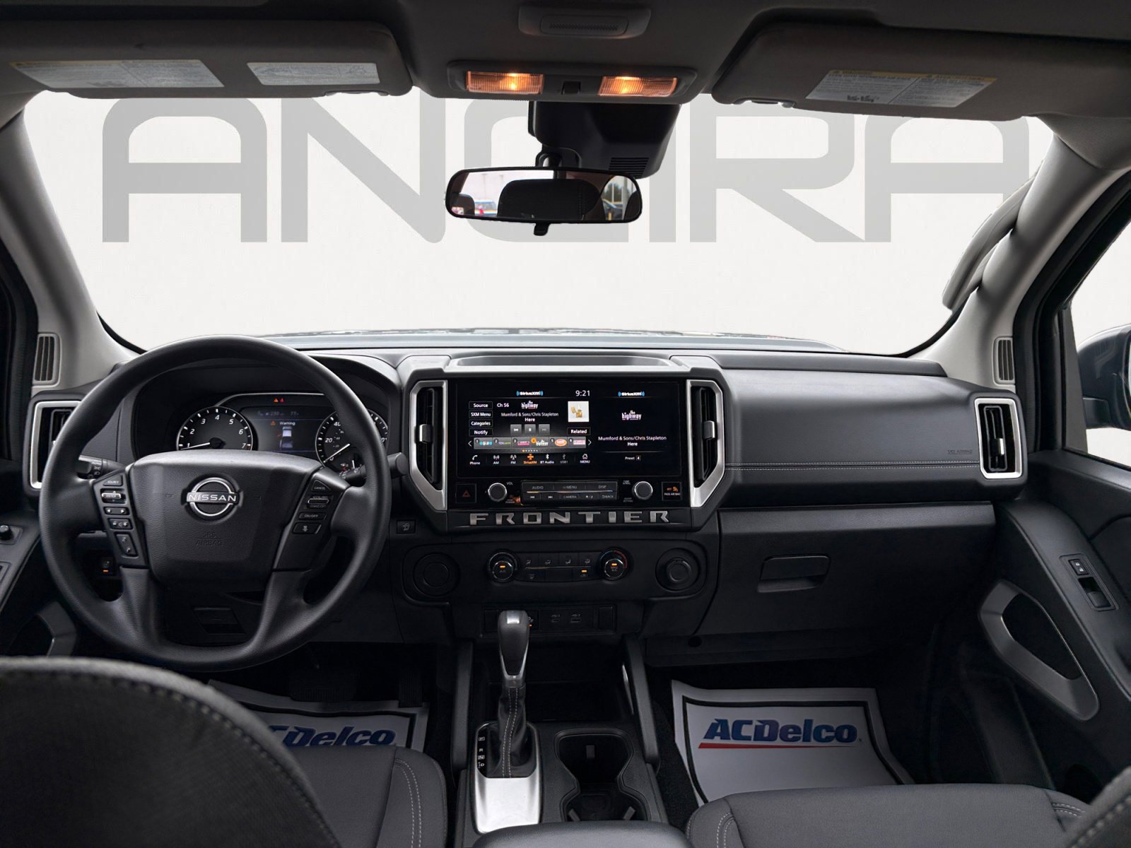 Used 2025 Nissan Frontier SV RWD image 3