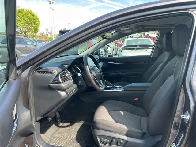 Used 2024 Toyota Camry LE w/ Convenience Package image 11