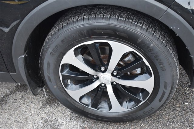 Used 2016 Kia Sorento EX w/ EX Touring Package image 11