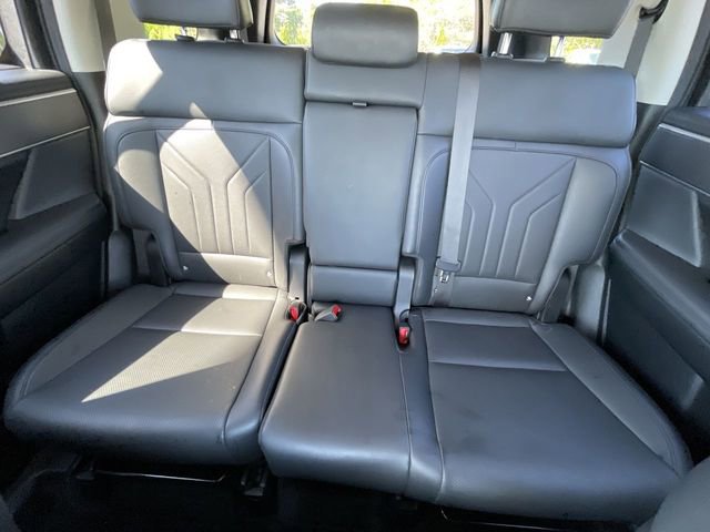 Used 2025 Hyundai Santa Fe SEL FWD image 14