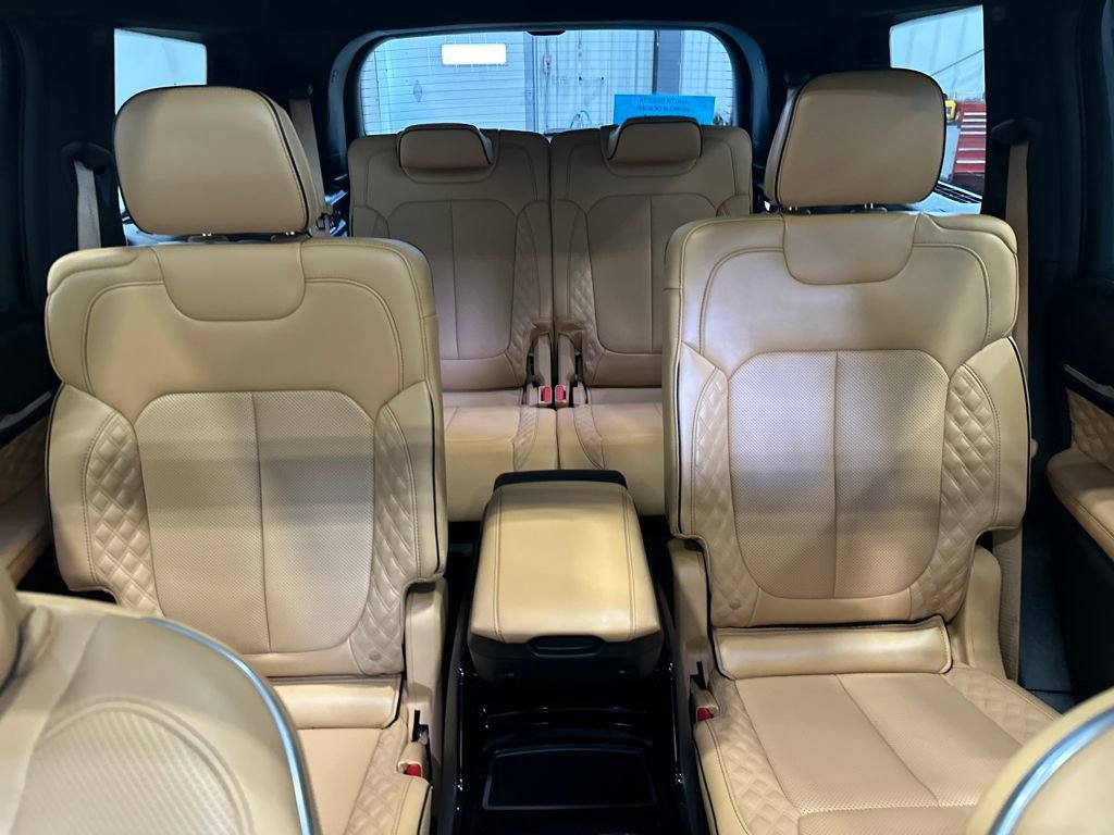 Used 2023 Jeep Grand Cherokee L Summit w/ Advanced Protech Group IV image 35