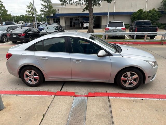 Used 2012 Chevrolet Cruze LT FWD image 4