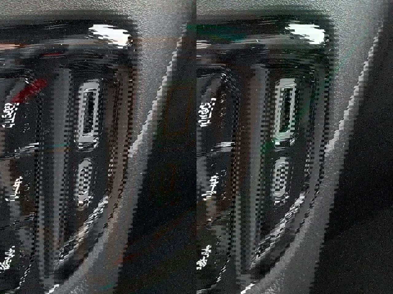 Used 2024 Chevrolet Silverado 2500 High Country w/ Technology Package image 23