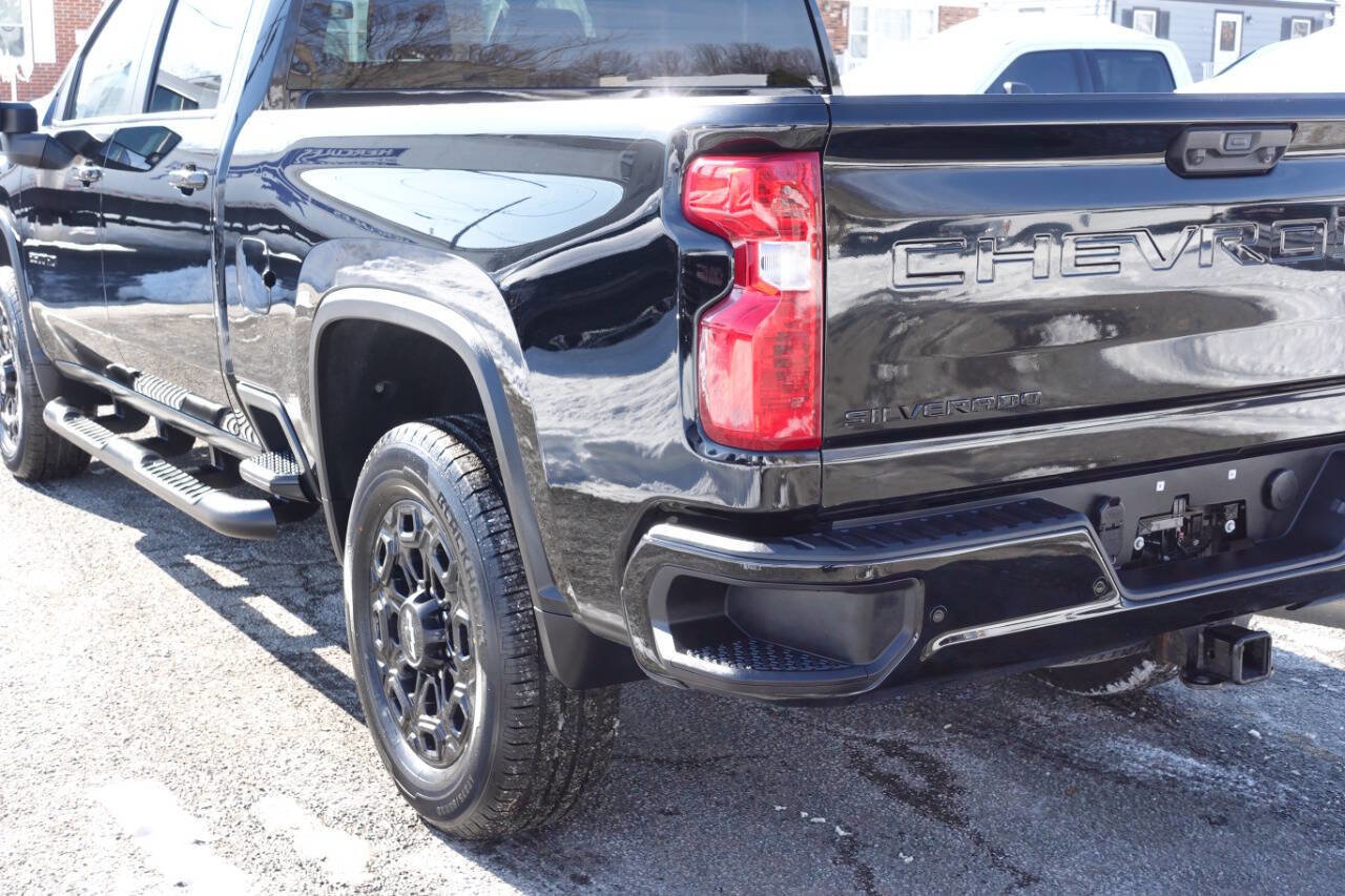 Used 2023 Chevrolet Silverado 2500 LT w/ True North Edition AWD/4WD image 10