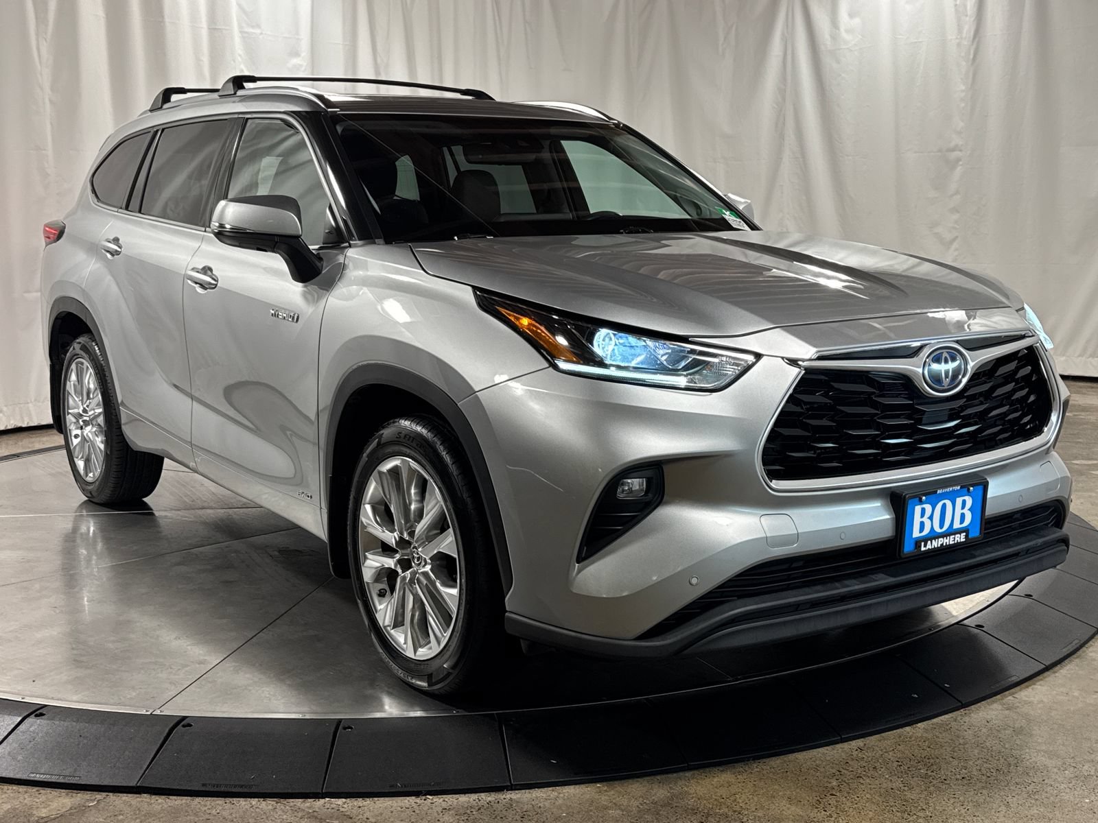 Used 2021 Toyota Highlander Limited AWD/4WD image 7