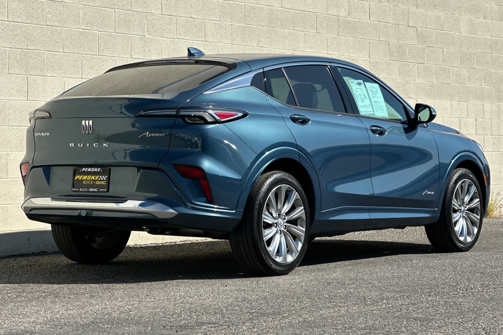 Certified 2024 Buick Envista Avenir FWD image 4