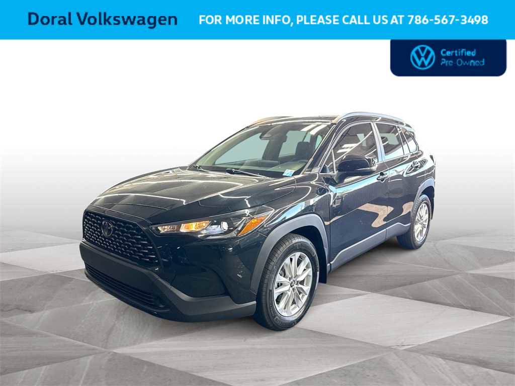 Used 2025 Toyota Corolla Cross LE