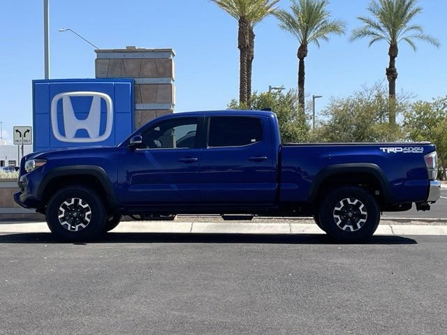 Used 2023 Toyota Tacoma TRD Off-Road w/ Black Out Package (TMS) AWD/4WD image 7