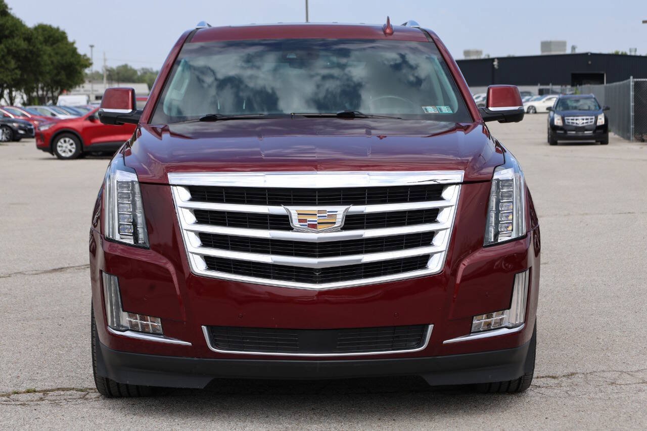 Used 2016 Cadillac Escalade Premium AWD/4WD image 5