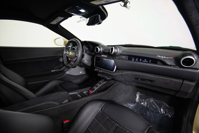 Certified 2023 Ferrari Portofino M image 18