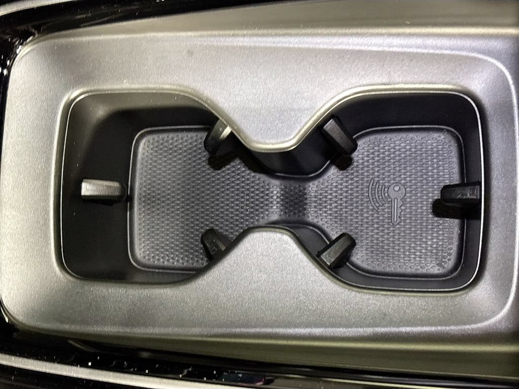 Certified 2023 Volkswagen ID.4 Pro S AWD/4WD image 16