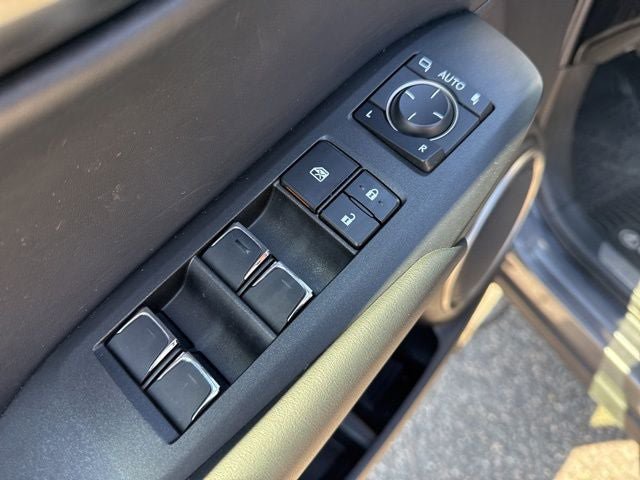 Used 2020 Lexus NX 300 AWD w/ Black Line Edition image 21