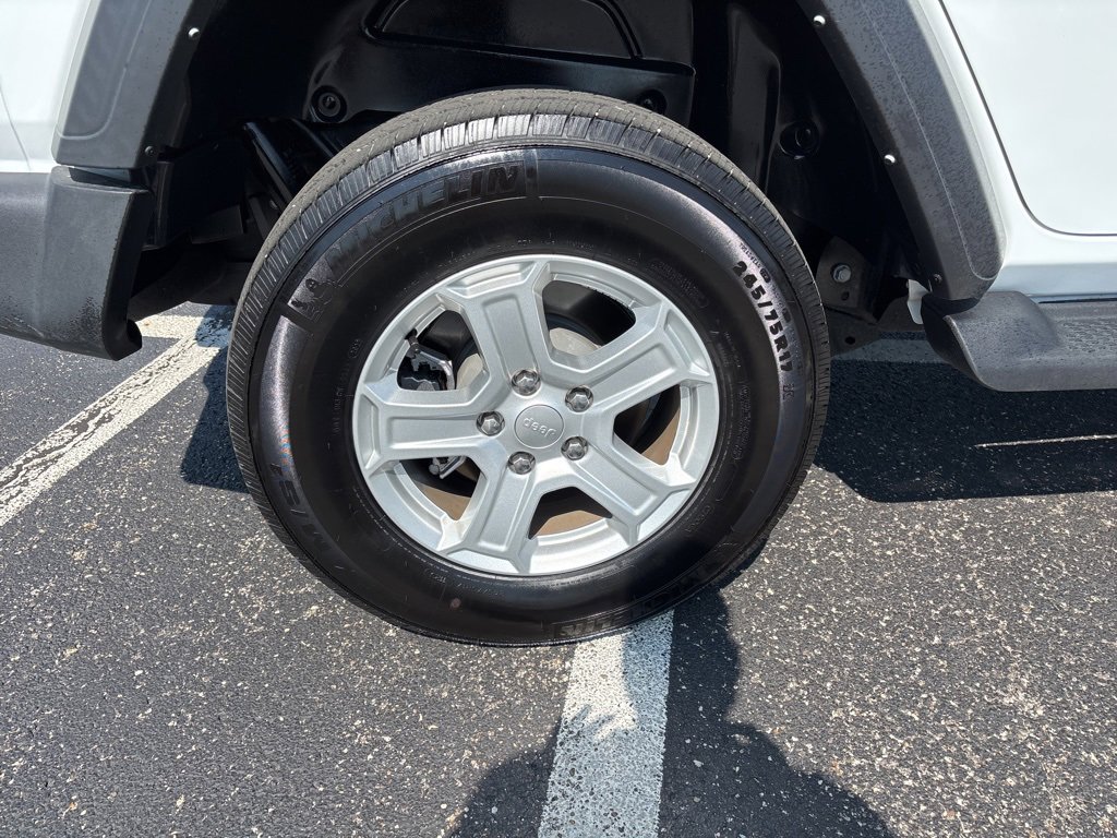 Used 2022 Jeep Wrangler Unlimited Sport image 11