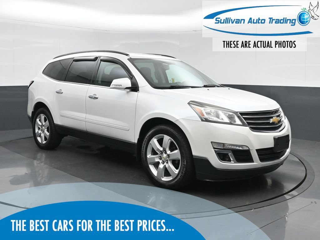 Used 2017 Chevrolet Traverse LT w/ Style and Technology Package